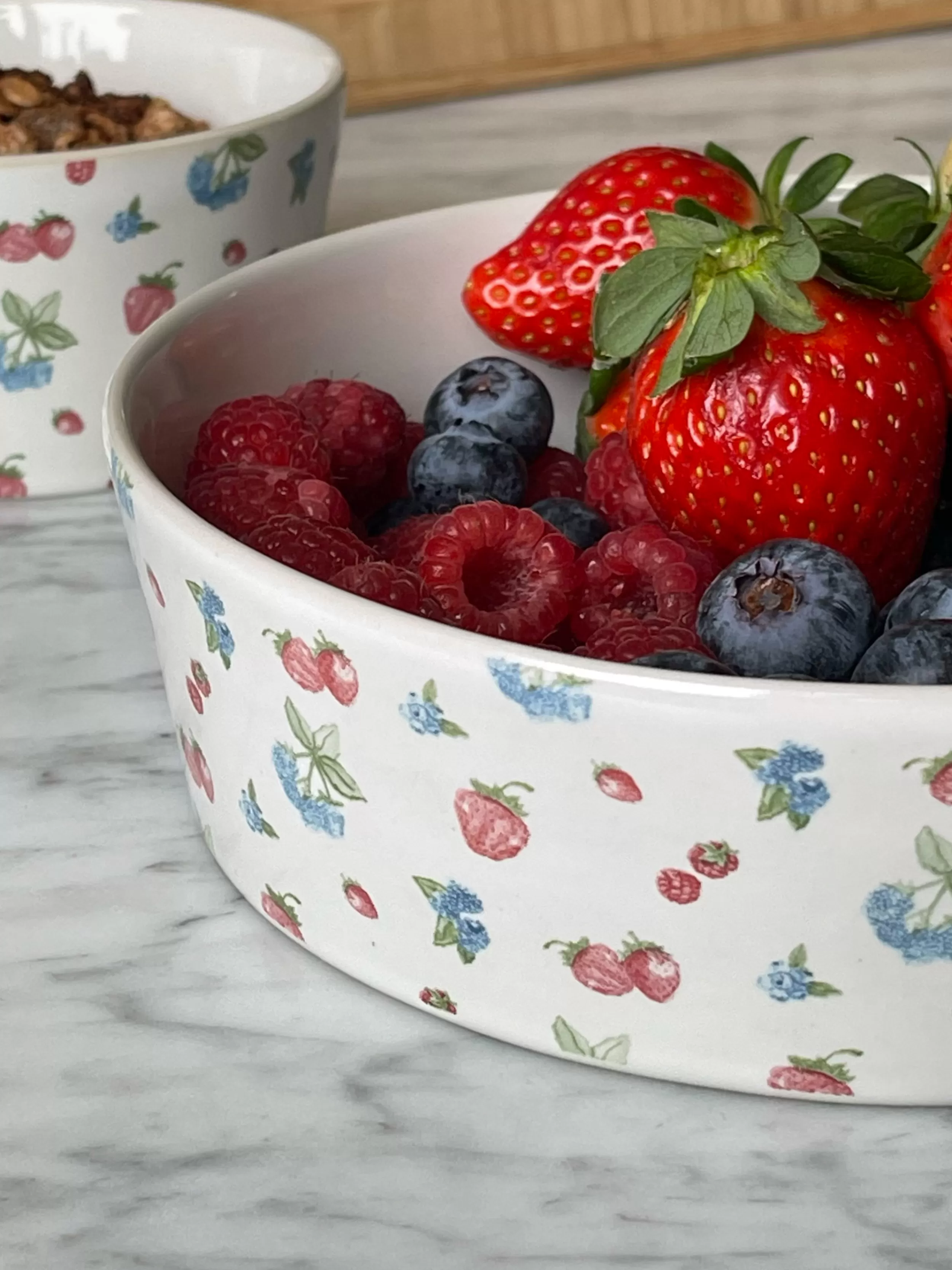 Online All Around Bowl Big Summer Berries Kitchen & Home Accessories