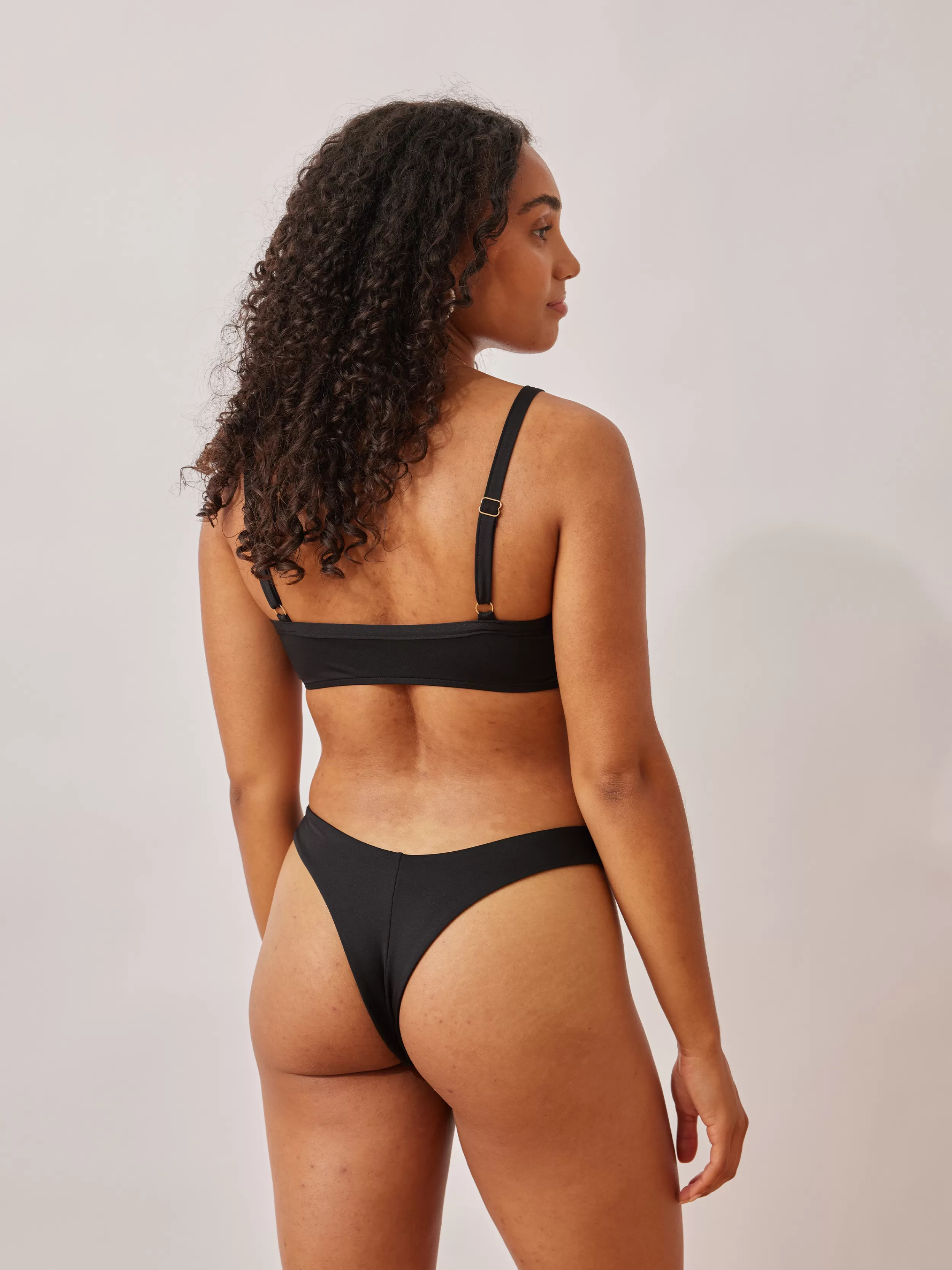 Best Cheeky Bottom Black Swimwear